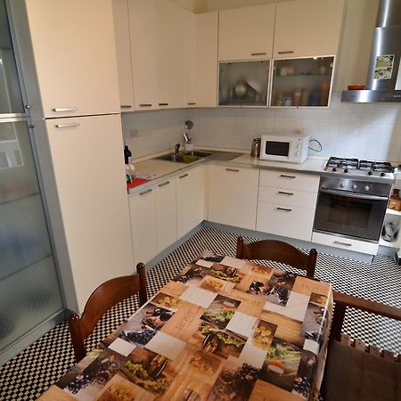 Sea Apartment In The Center Of Levanto - 5 Terre Bagian luar foto