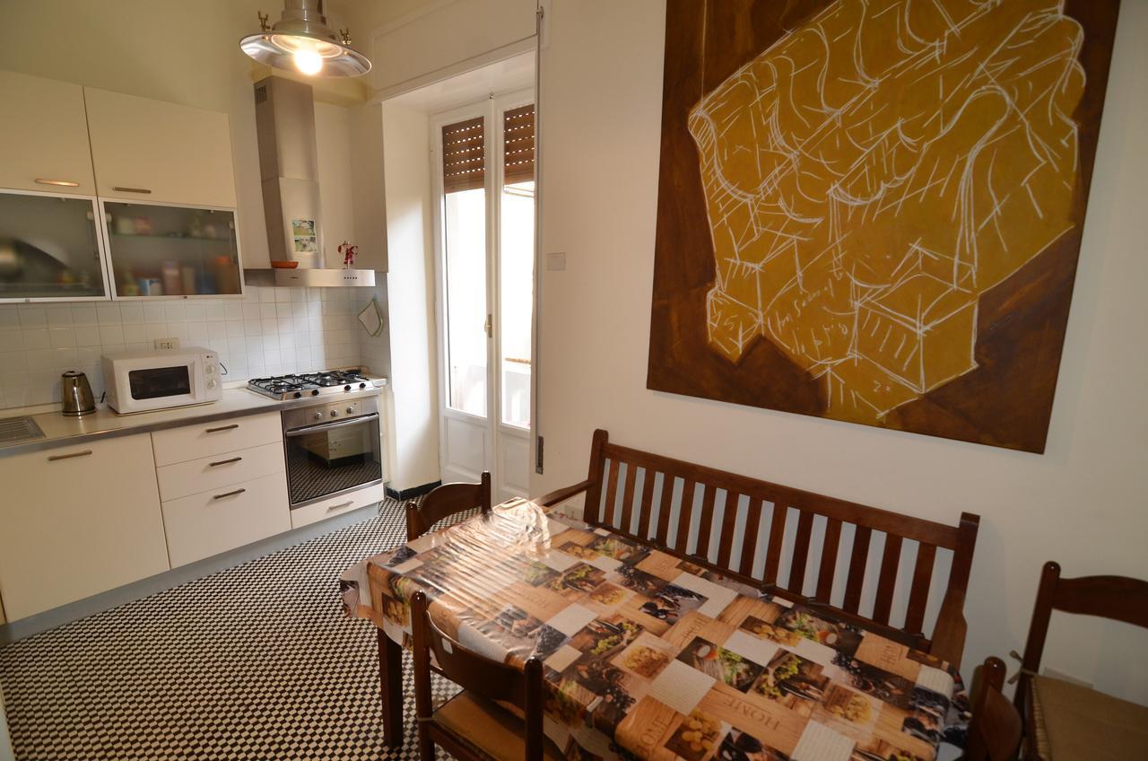 Sea Apartment In The Center Of Levanto - 5 Terre Bagian luar foto