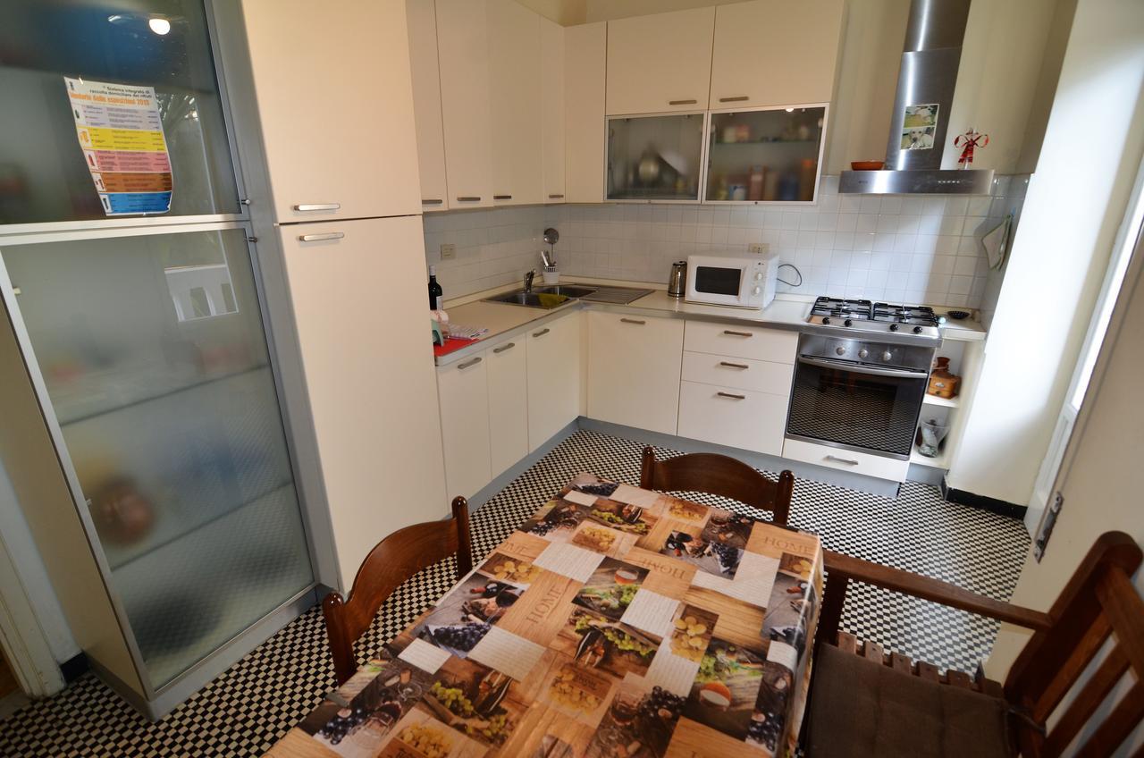 Sea Apartment In The Center Of Levanto - 5 Terre Bagian luar foto